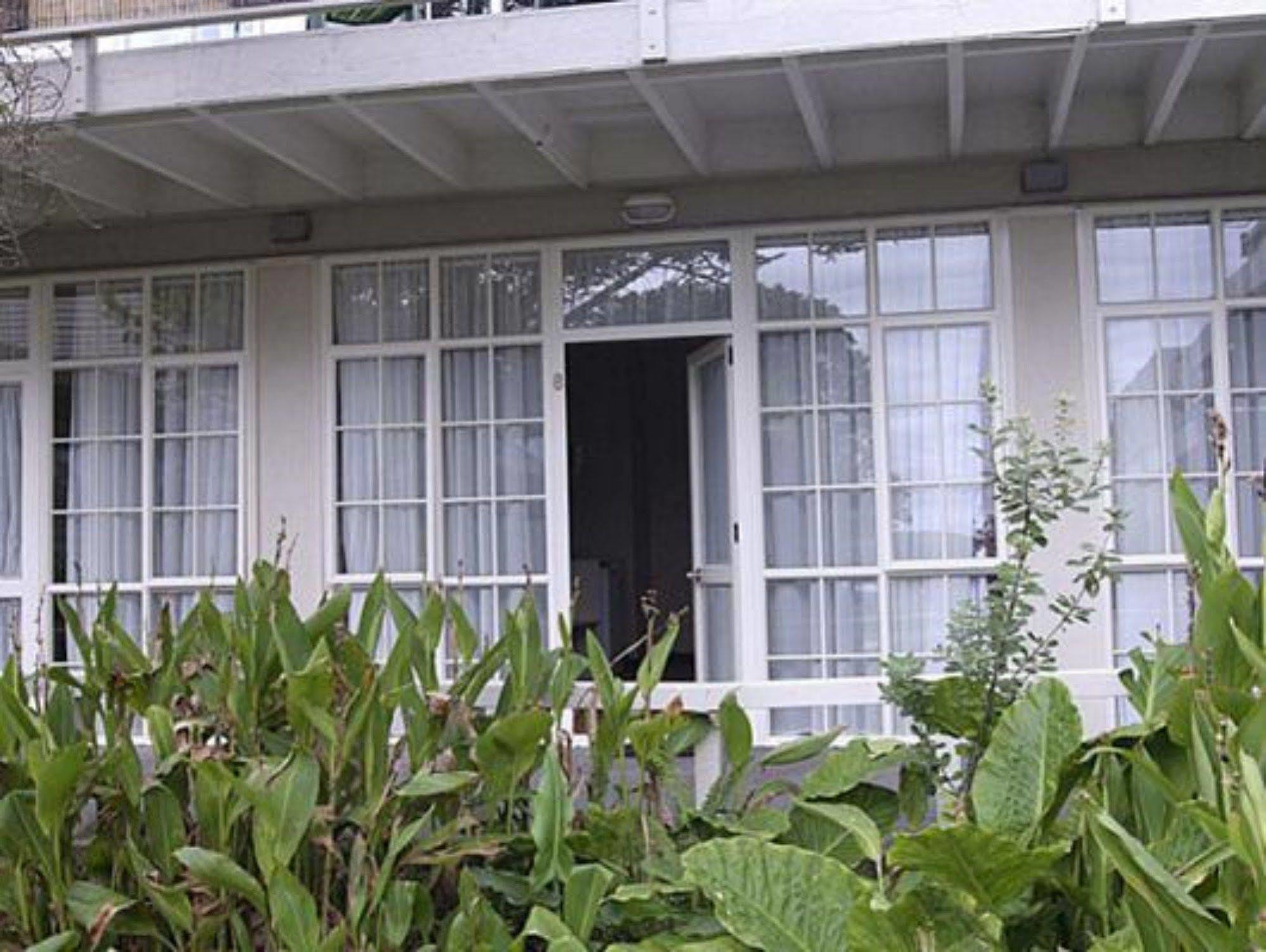 ยู สตูดิโอ พาราพาเรามู บีช Motel ปาราปาราออมู ภายนอก รูปภาพ